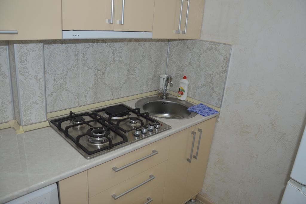Irakli'S Apartment With Sea View Batumi Room photo